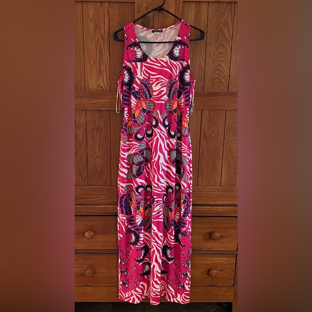 Venus Sleeveless Summer Dress